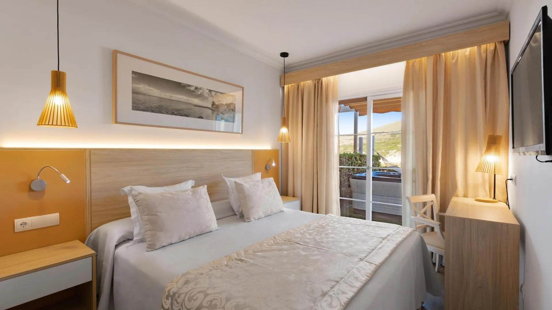 Viva Cala Mesquida Resort & Spa 4*, Cala Mesquida (Mallorca) Spain